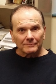 Headshot of Dr. Daniel Fraustino